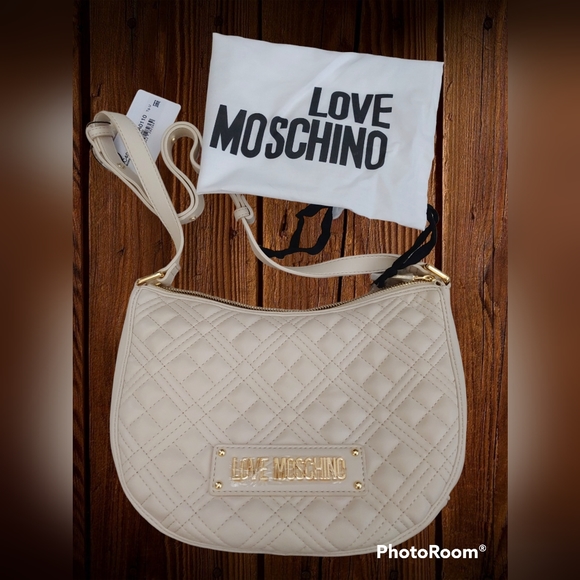 Love Moschino Handbags - Love Moschino quilted shoulder bag